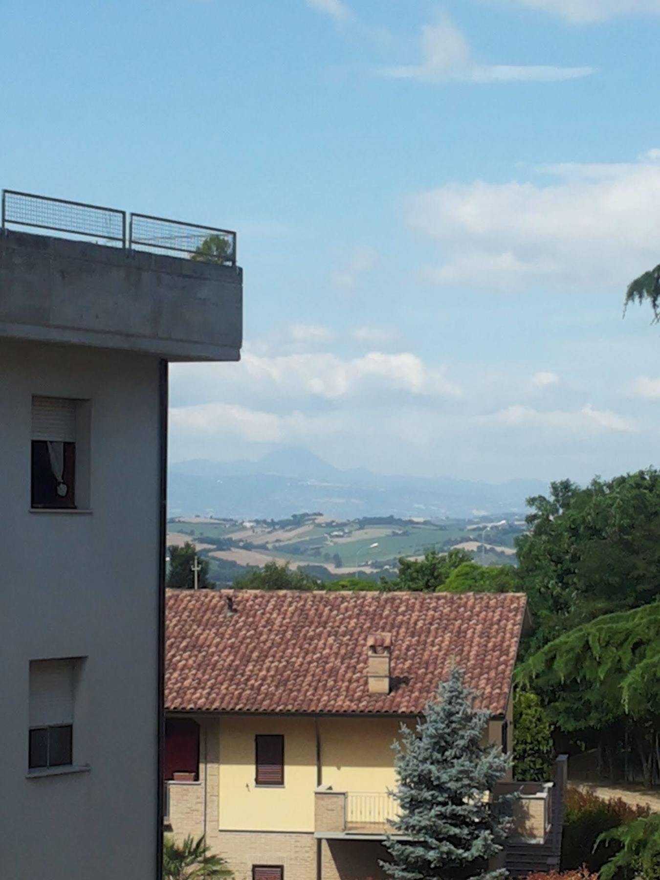 Appartamento Montessori Castelfidardo Exterior foto